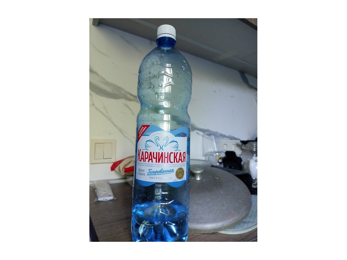 Вода минеральная газированная Карачинская 1,5л